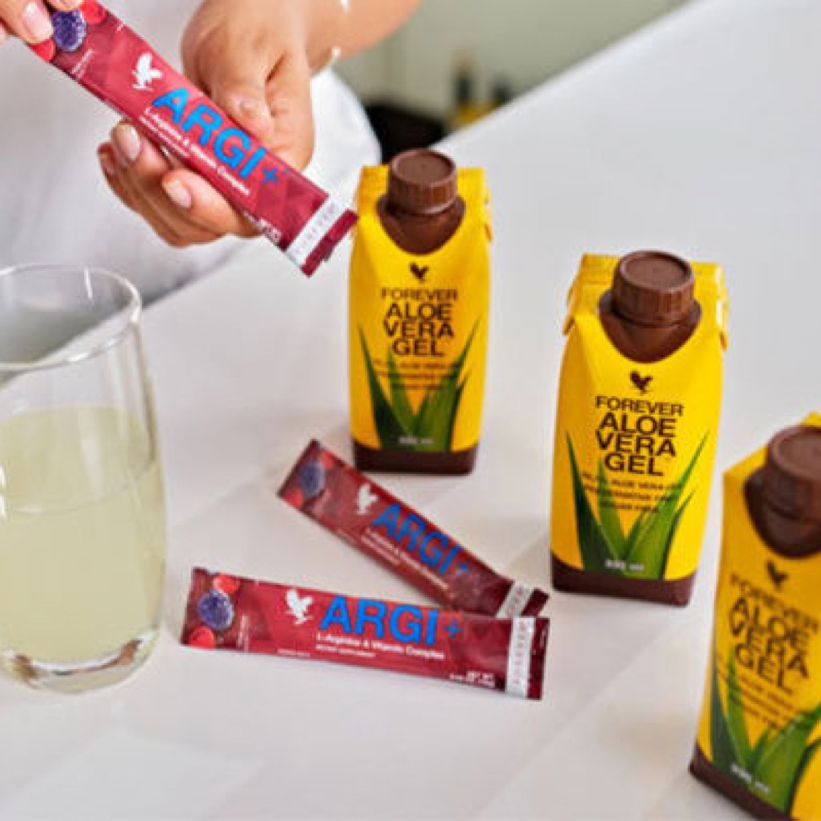 Forever ARGI+ And Aloe Vera Gel Mini Tripack (Τρία τεμάχια χυμού Αλόης Βέρα των 330 ml και ARGI+ Stick) - Image 2