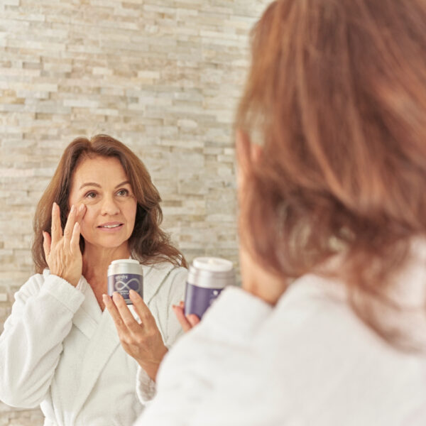 Infinite Restoring Creme (Κρέμα αντιγήρανσης με αλόη, αντιοξειδωτικά και αιθέρια έλαια) - Image 4